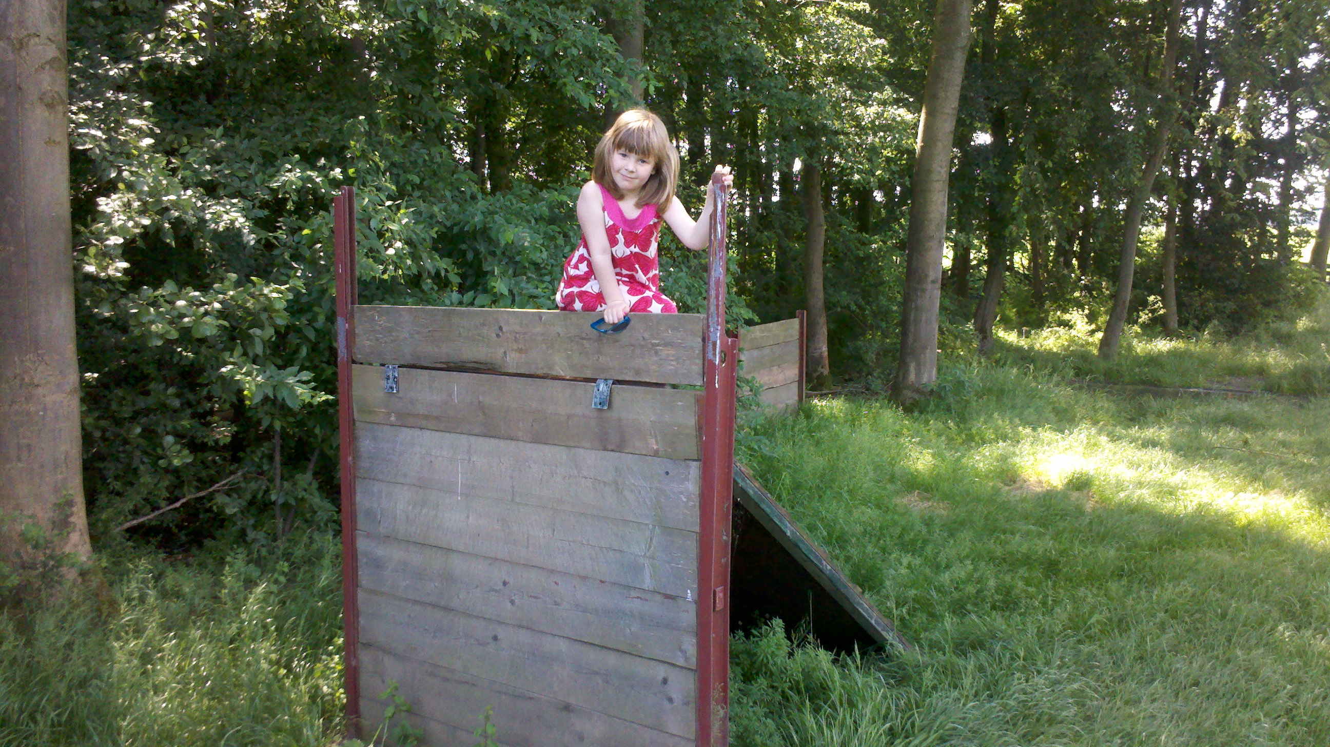 2012 05 27 14 39 42 703