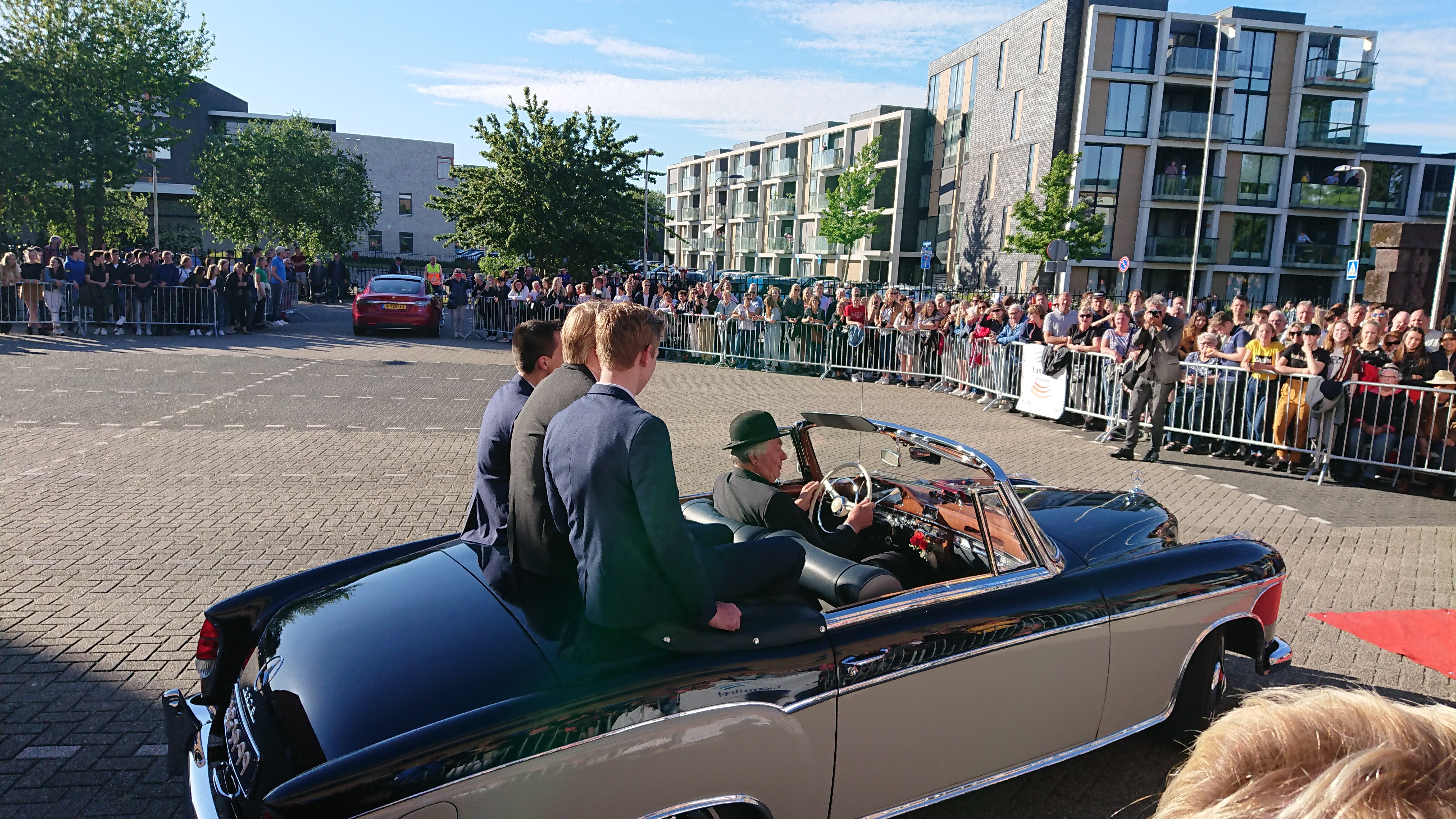 DSCPDC 0003 BURST20190524191314113 COVER