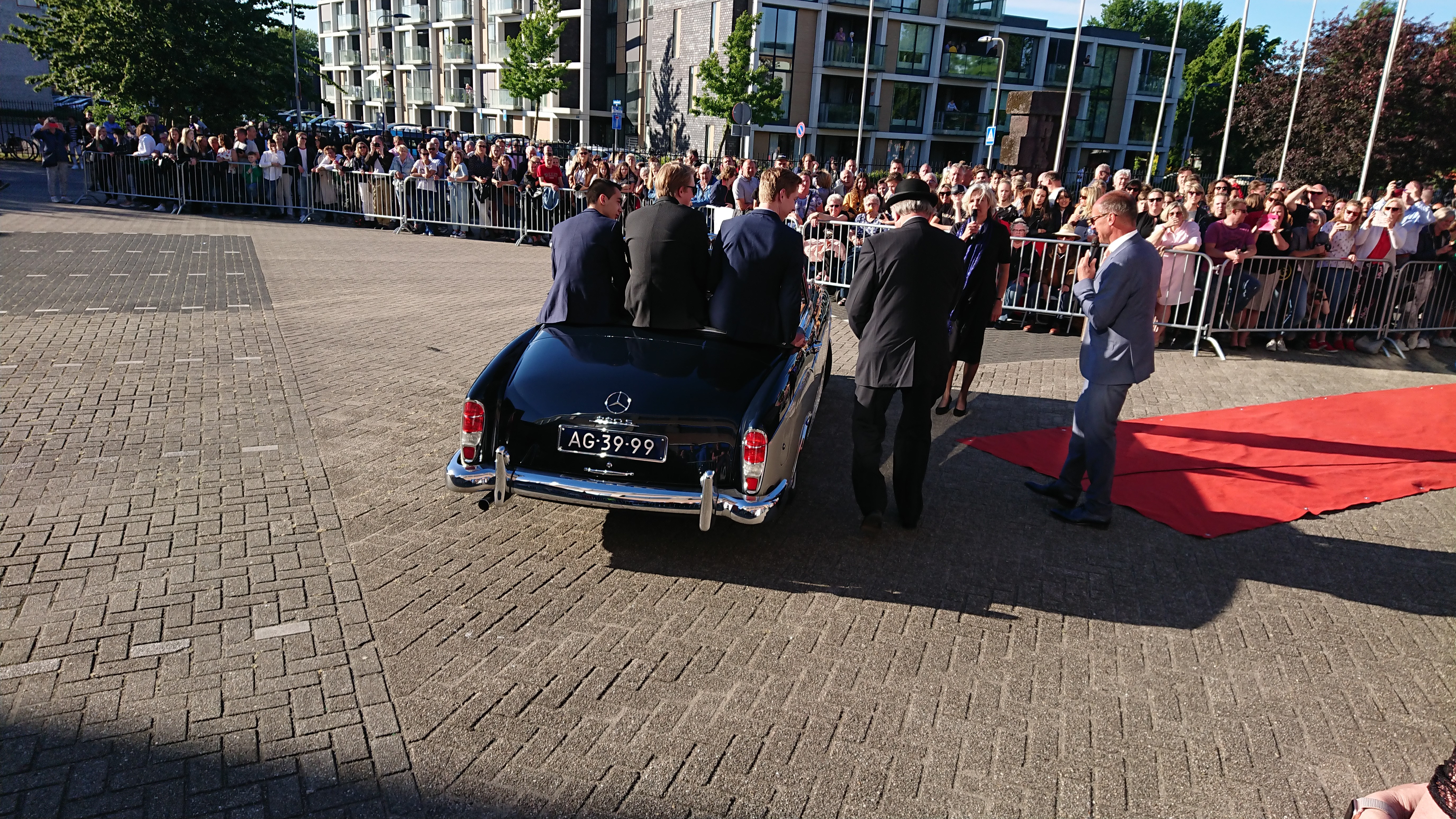 DSCPDC 0003 BURST20190524191330844 COVER