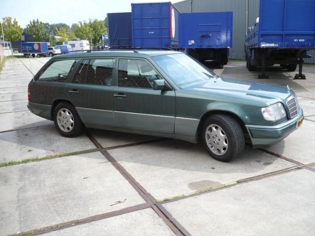 Mercedes benz e klasse combi e 280 combi aut airco youngtimer 1859663 2