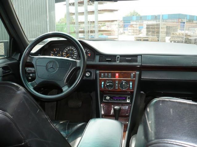 Mercedes benz e klasse combi e 280 combi aut airco youngtimer 1859663 3